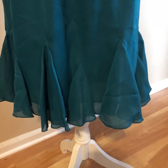 ⭐️ 3 For $25 Roman’s Skirt⬇️ - Picture 2 of 6